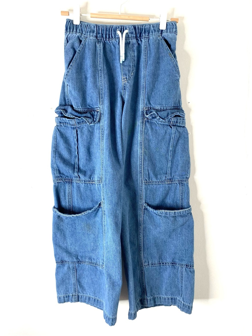 Levi’s Girls Parachute Pants Medium Wash Denim Drawstring Cargo Utility
